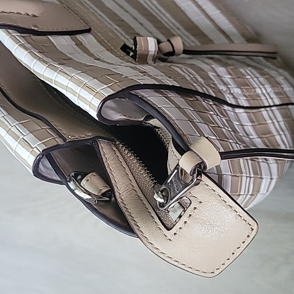 COACH Bleecker Riley Embossed Weave Leather Satchel/Shoulder/Crossbody Tote Bag - Picture 6 of 10